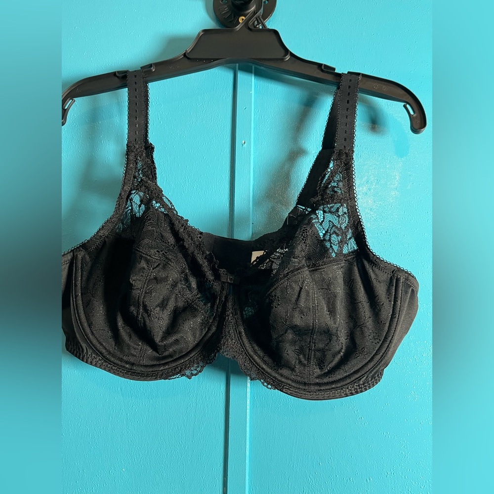 92. Delimira Women’s Floral Lace underwire black bra